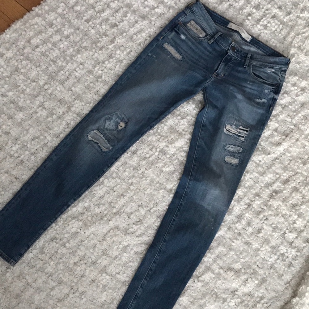 Abercrombie & Fitch distressed jeans